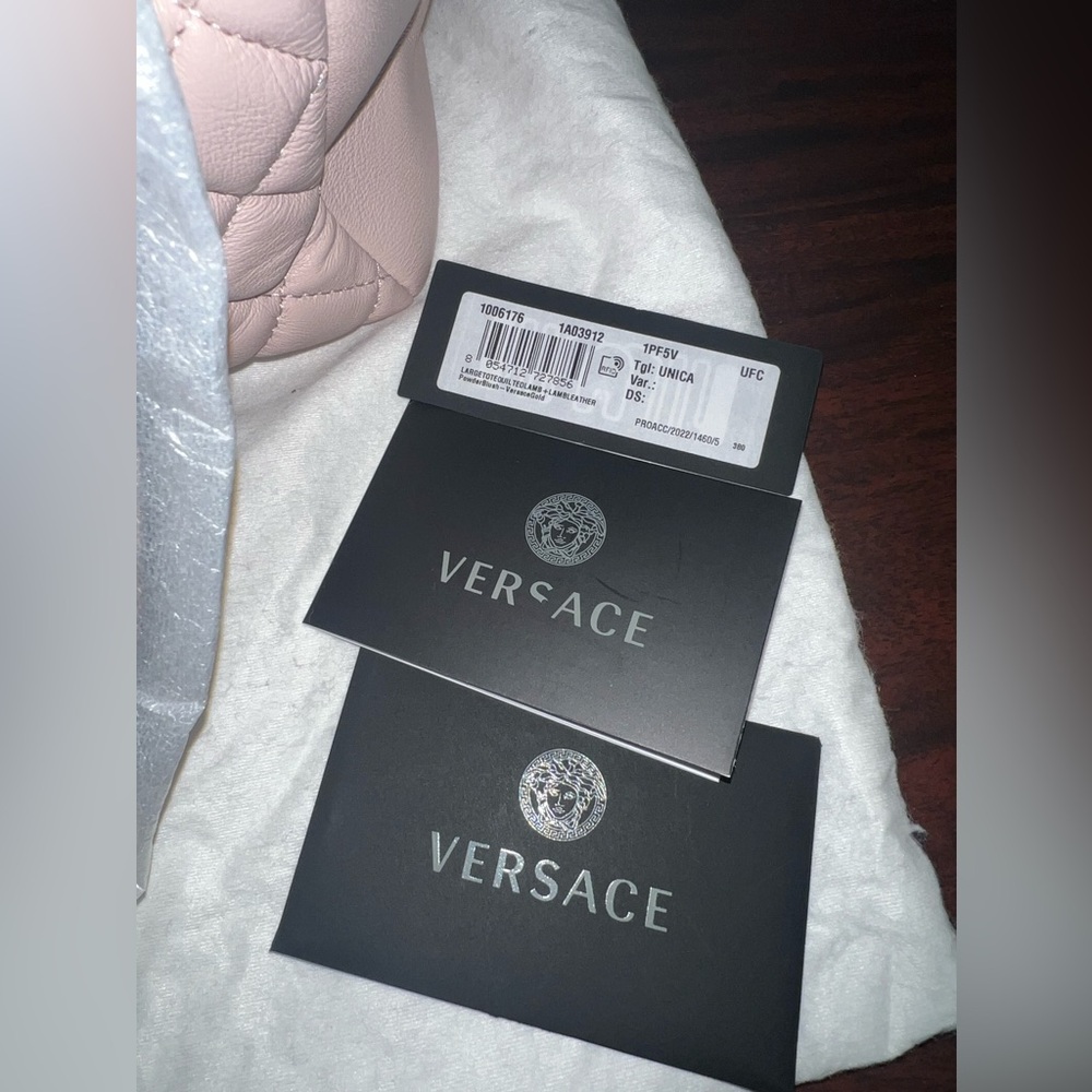 NEW VERSACE NAPPA SHOULDER BAG - Picture 9 of 14